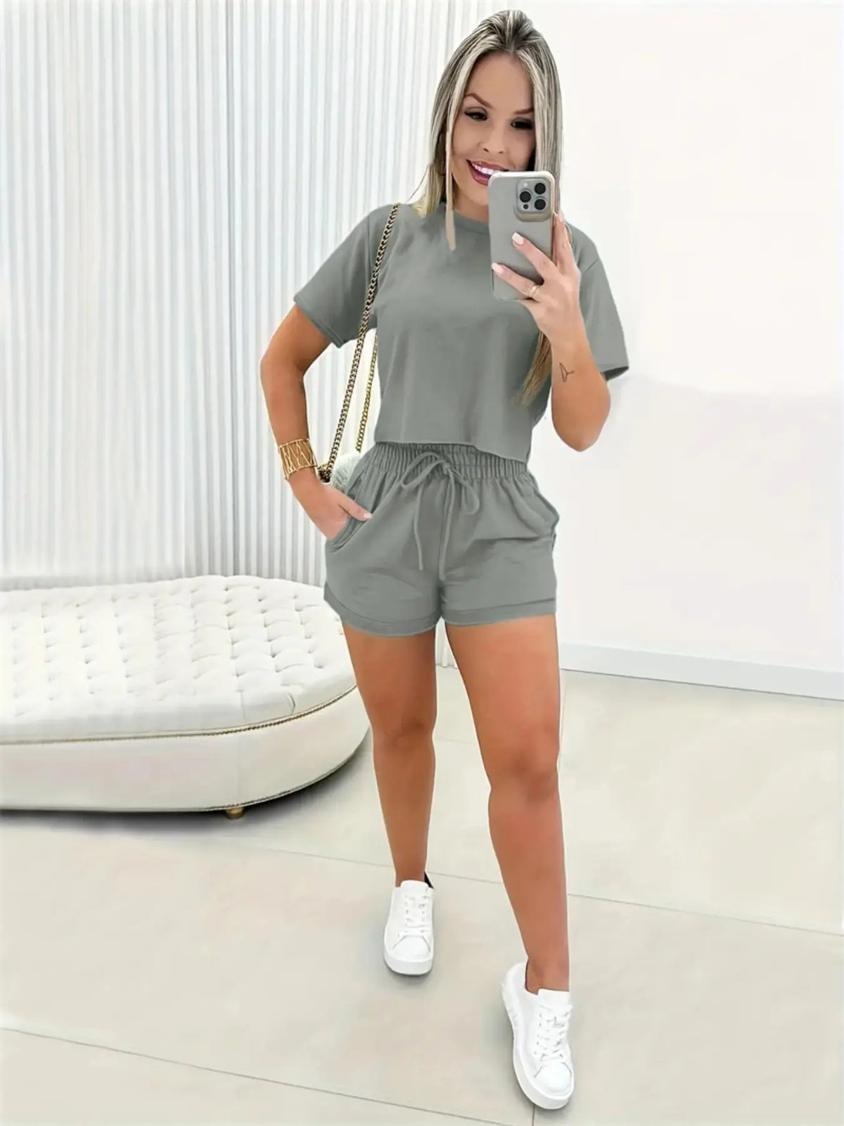 Two-Piece Set Women's Solid Color Short Sleeve Crop Jersey Tee & Elastic Waist Tie Front Shorts Set, Casual Round Neck T-Shirt & Pocket Shorts for Summer, Summer Outfits 2026, Ladies Clothes for Daily Wear, Two Pieces Outfits