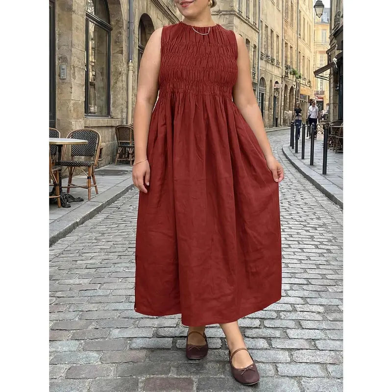 【Plus Size】TANKANEO Women's Plus Size Breathable Sleeveless Crewneck Ruched Maxi Dress with Pockets, Lightweight Casual Dresses for Day Wear & Beach, Matches Flat Shoes & Cardigan