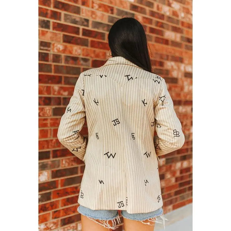 Women's Classic Soft Fitted Long Sleeve Western Blazer - Graphic Pinstripe Statement Piece, Structured Shoulders, Yoke Detail, Rodeo/Ranch Ready, Authentic Western Branding