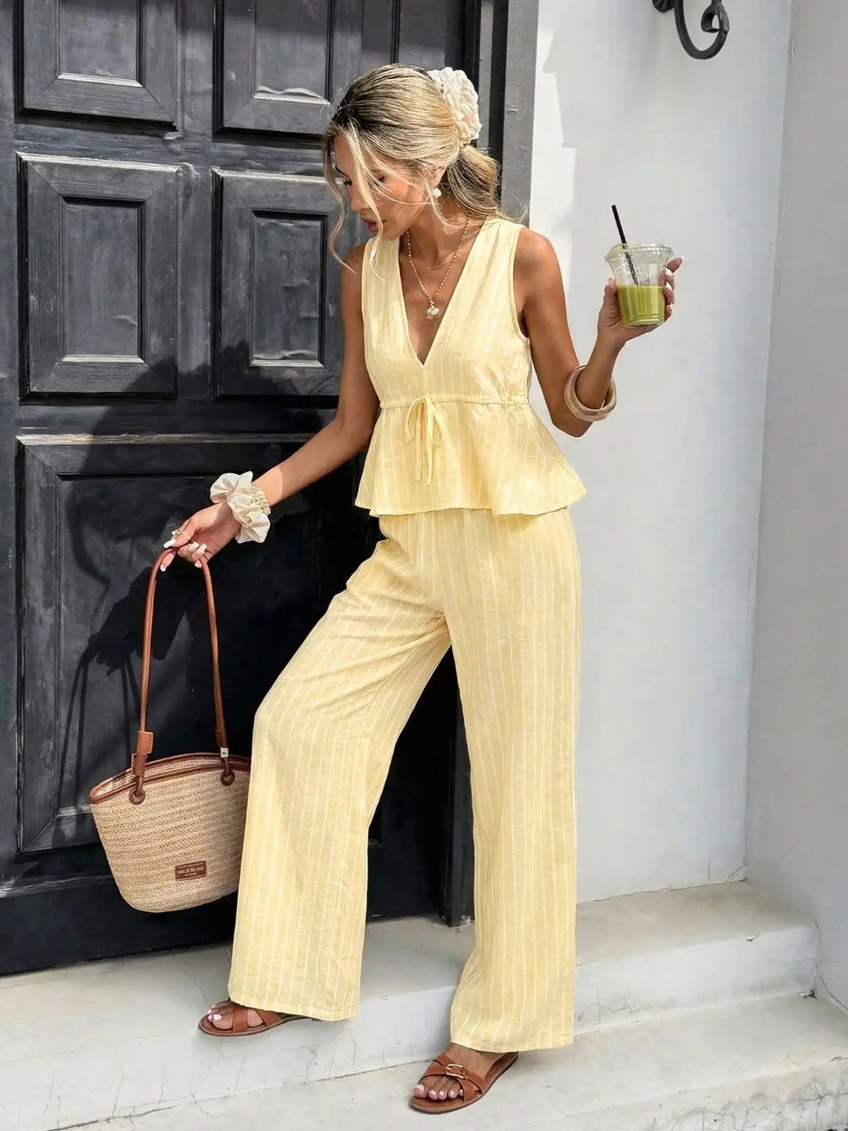 Women's Striped Tie-Waist Sleeveless Blouse Shirt Matching Set Outfit, Long Pants Casual Two-Piece, Vintage Bohemian Style, Commuter Wear, Elegance