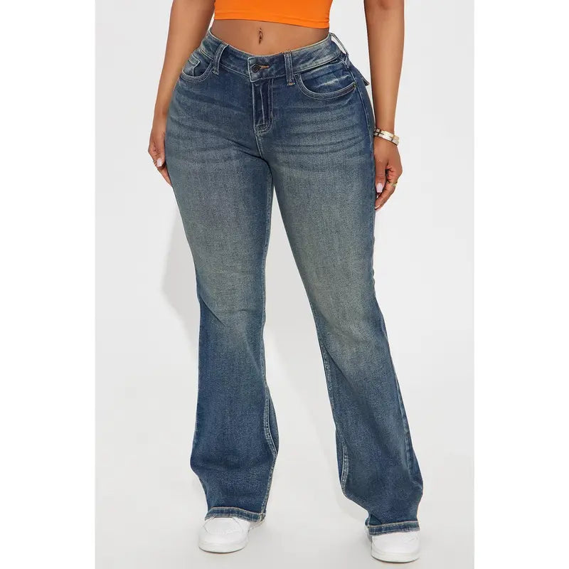Catch You Up Bootcut Jeans - Dark Wash