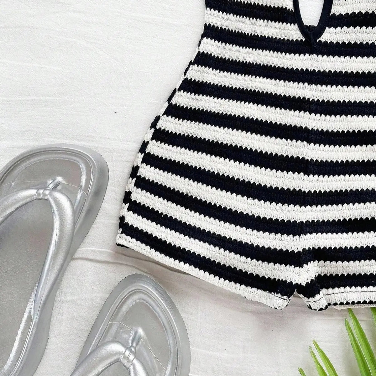 European Style Chic Halter Neck Deep V Backless Romper, Women Casual Striped Bodycon Romper for Summer Beach Vacation, Streetwear