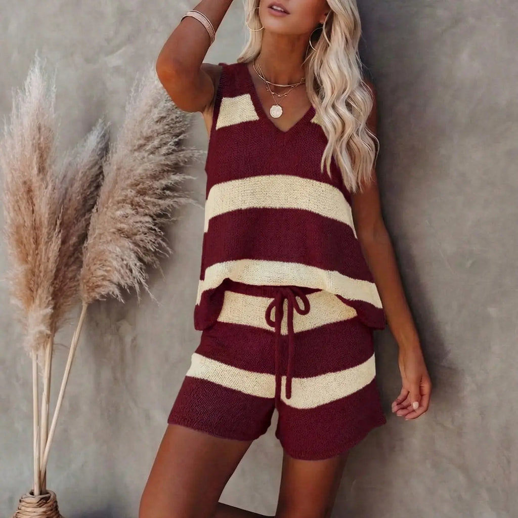 Women's Two-Piece Set, Elegant Sleeveless V-Neck Colorblock Knit Vest and Shorts, Casual Beach Vacation, Summer Daily Wear, Knit Outfit Set