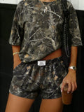 Women's Comfortable Camo Print Loose Casual Short Sleeve T-Shirt & Elastic Waist Shorts Set, Versatile Two-Piece for All Seasons Camouflage Casual Everyday Set