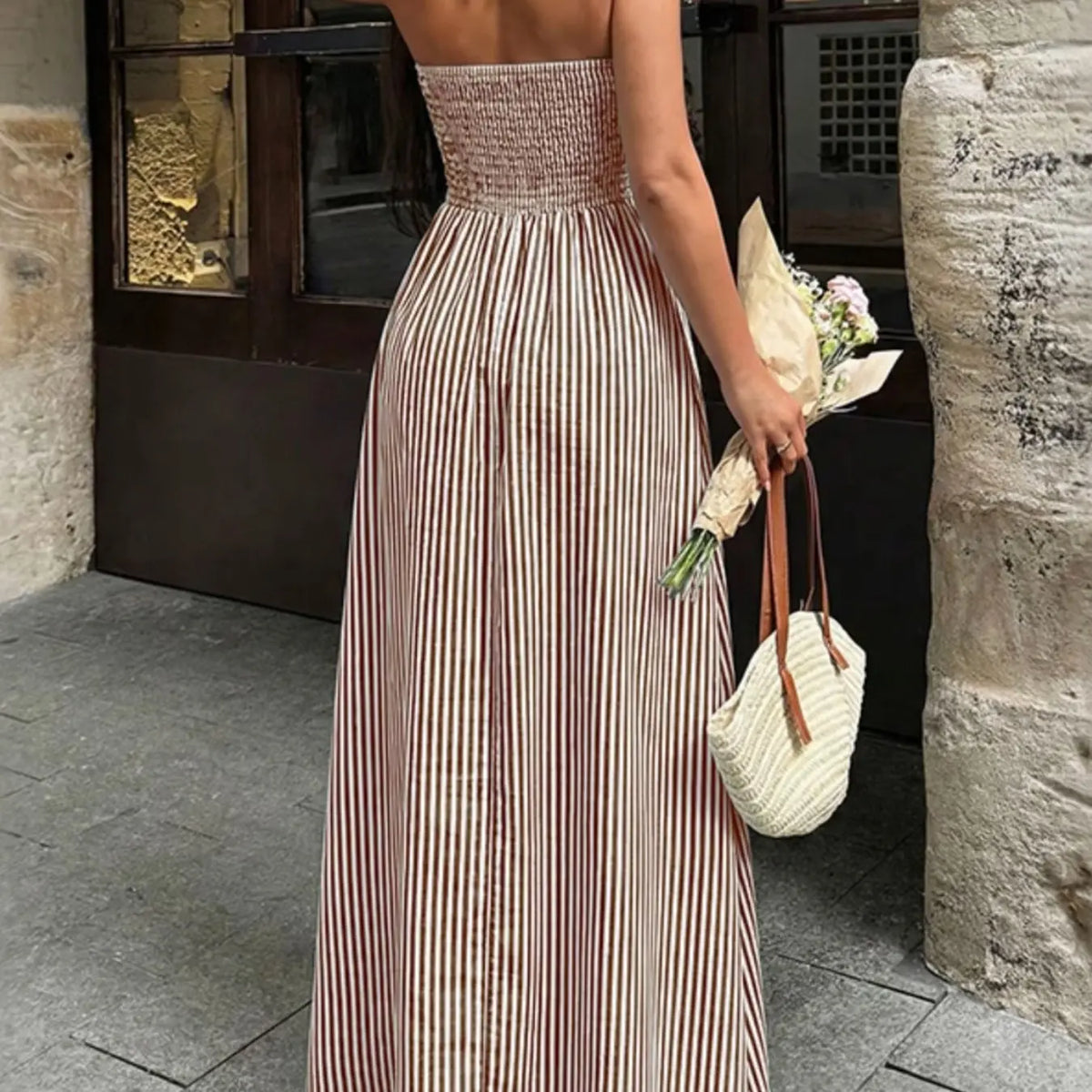 Women's French Style Casual Striped Halter Dress, Chic Elegant Deep V Neck Waist Cinch Long Dress for Vacation, Beach and Summer Womenswear, Bohemian Style Boho Summer Dresses