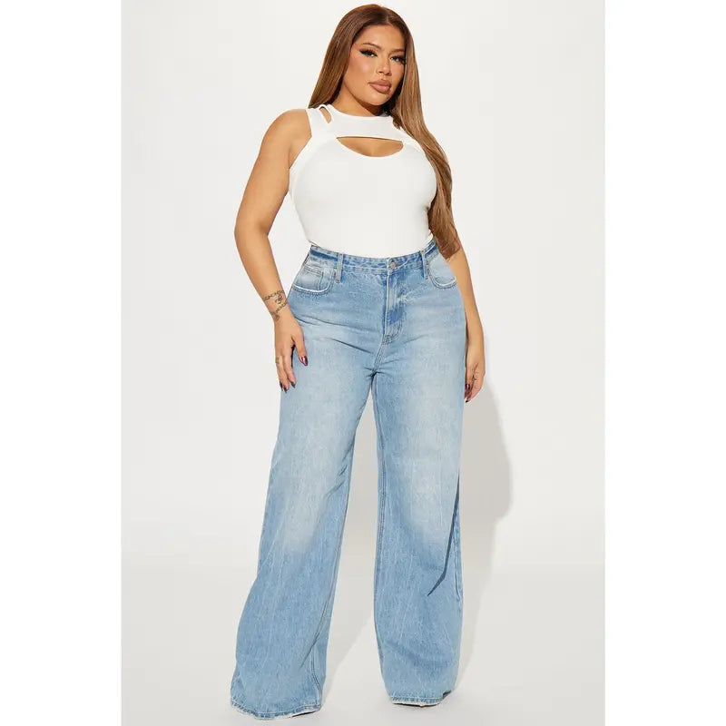 Back In The Game Baggy Jeans - Medium Wash