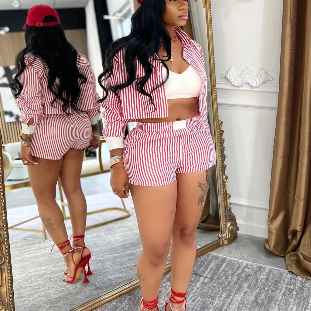 Women's Striped Print Button Long Sleeve Shirt and Shorts, Collared Fitted Top and Shorts for Daily Wear, Ladies Two-Piece Outfit for Spring and Summer, Casual Fashion Matching Set, Womenswear