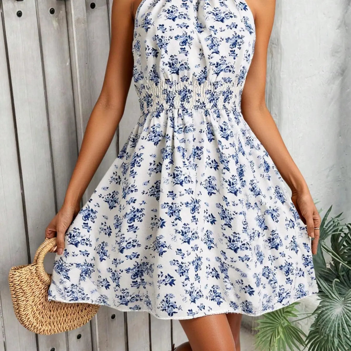 Women's All Over Print Halter Neck Dress, Bohemian Boho Fashion Chic Casual Sleeveless Short Dress for Beach Holiday Vacation, Ladies Summer Clothes