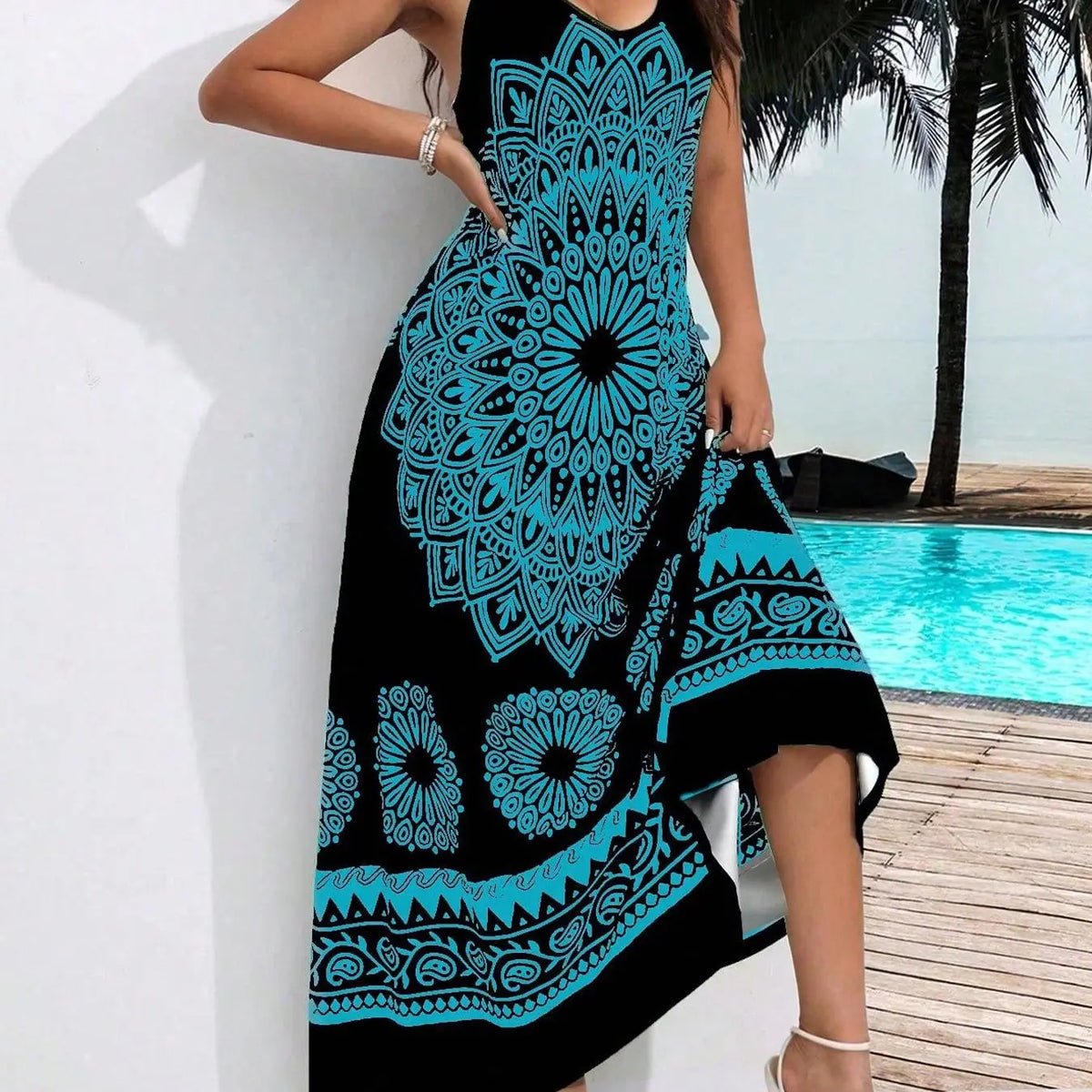 Plus Size Ethnic Pattern Backless Scoop Neck Fitted Cami Dress, Boho Print Dress, Bohemian Style Dresses, Boho Bohemian Fashion Chic Sleeveless Casual A Line Long Dress, Casual Boho Sundress for Beach Holiday Vacation, Women's Plus Clothing for Summer